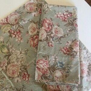 Vtg Ralph Lauren Charlotte Floral Standard Pillowcases Pair Roses Cottage Core